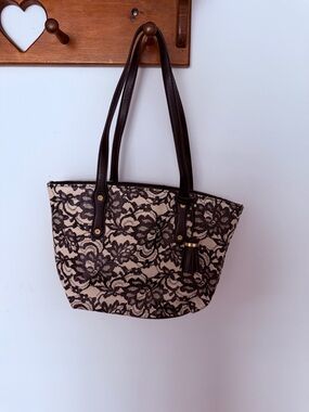 Emma Fox Black Lace-Overlay Tote with Cream Background